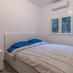 Marvelous, Secluded W/ 3 Bedroom , Pool & Garden, Kavos *