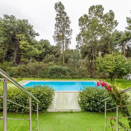 Marvelous, Secluded W/ 3 Bedroom , Pool & Garden, Kavos Villa