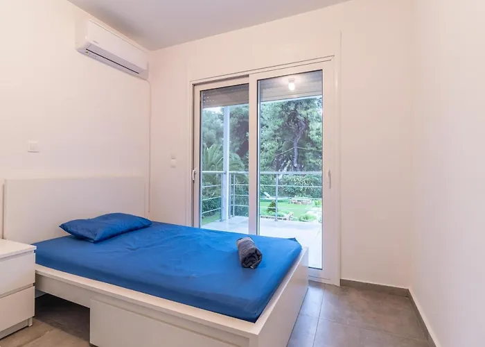 Marvelous, Secluded W/ 3 Bedroom , Pool & Garden, Kavos * إسثْمِيا