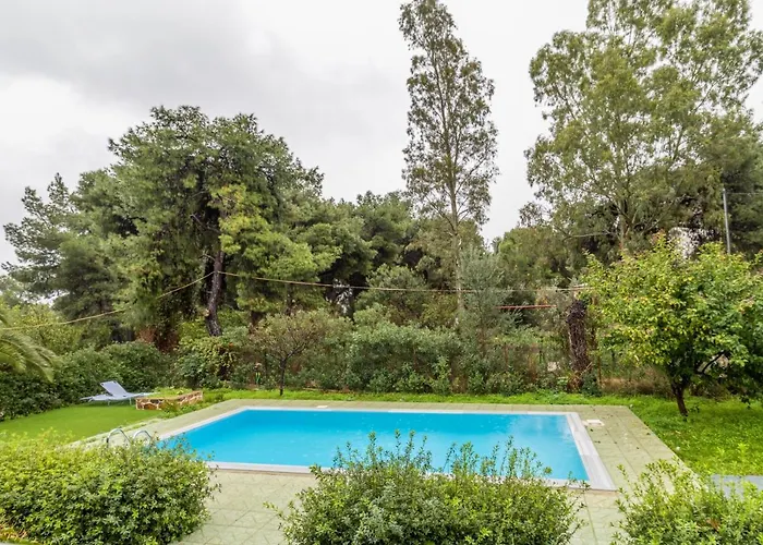 Marvelous, Secluded W/ 3 Bedroom , Pool & Garden, Kavos * إسثْمِيا